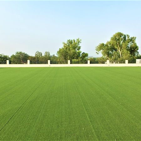 Fortune Park Boulevard Delhi  Exterior photo
